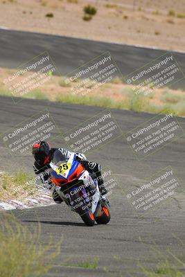 media/Jun-04-2022-WERA (Sat) [[b852bbbd55]]/Race 4 C Superbike Expert Novice/